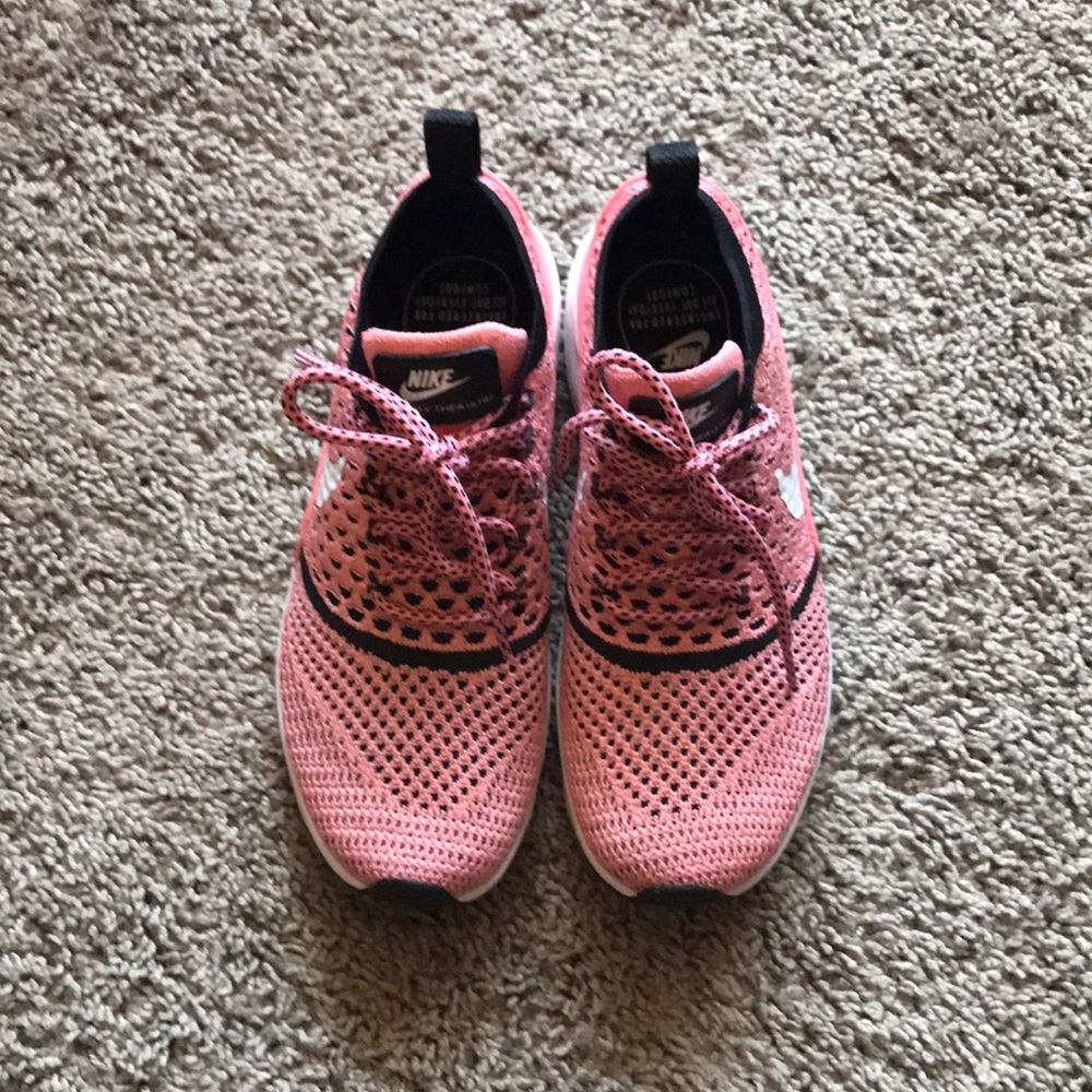 Nike Air Max Thera 💗